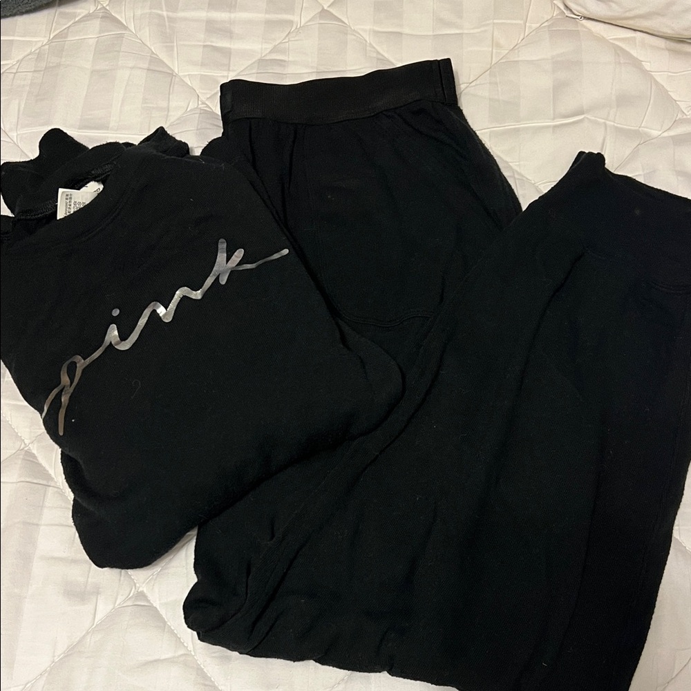 Black PINK pjs